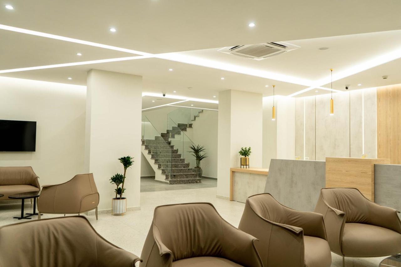 Hotel Patio Влёра Экстерьер фото