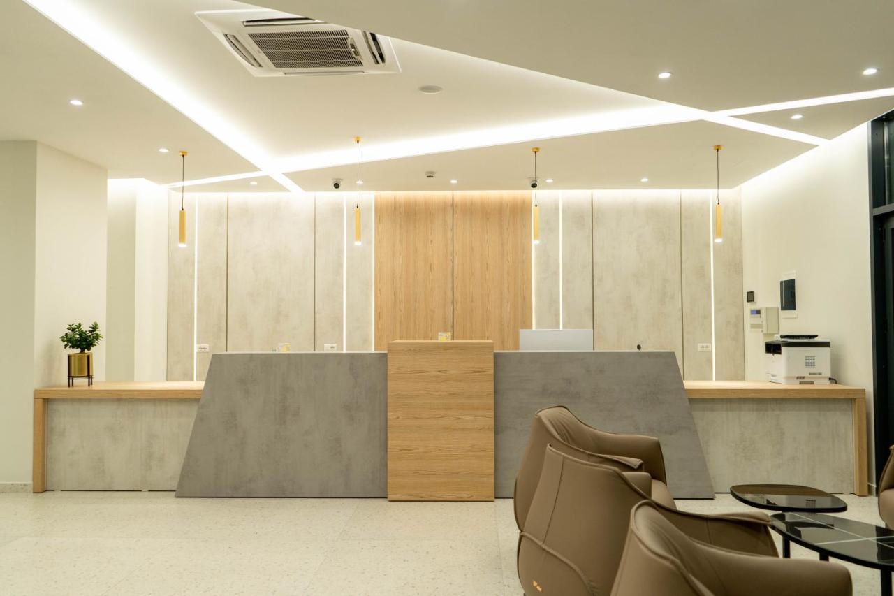 Hotel Patio Влёра Экстерьер фото